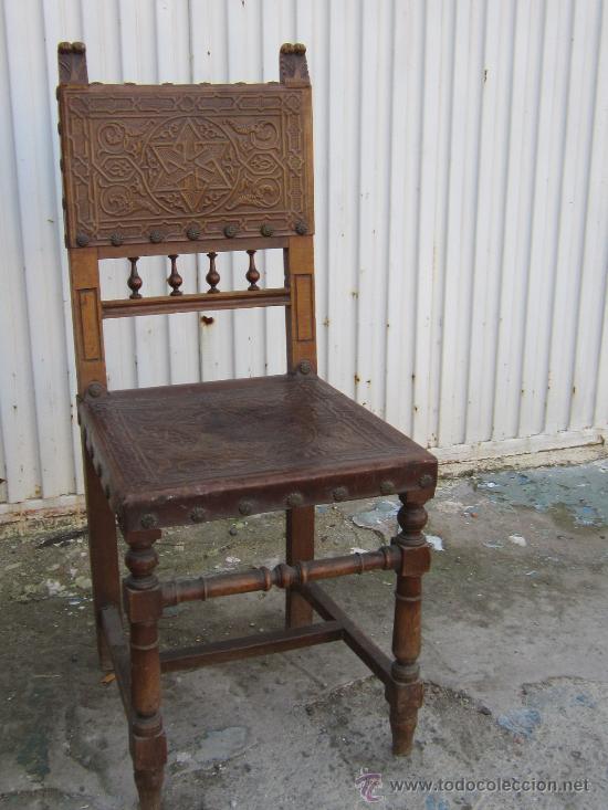 Antig&uuml;edades: SILLA EN NOGAL Y CUERO - Foto 2