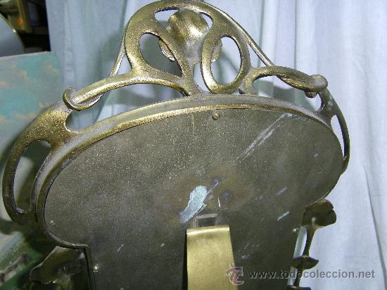 Antig&uuml;edades: ESPEJO METALICO DE SOBREMESA - Foto 4