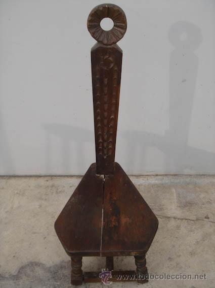 Antig&uuml;edades: Silla de madera estilo castellano. - Foto 2