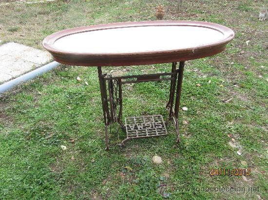 Antig&uuml;edades: tapa marmol enmarcada en caoba - Foto 1