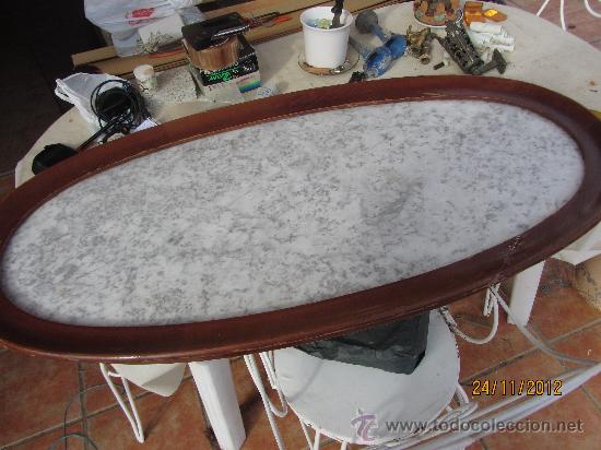 Antig&uuml;edades: tapa marmol enmarcada en caoba - Foto 6