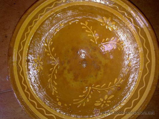 Antig&uuml;edades: antiguo lebrillo de barro con bonito rameado. - Foto 2