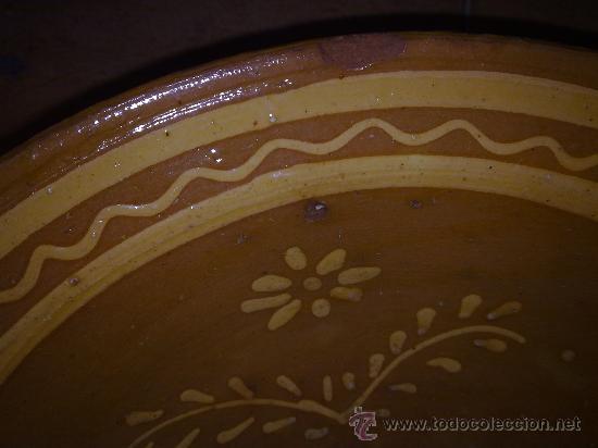 Antig&uuml;edades: antiguo lebrillo de barro con bonito rameado. - Foto 5