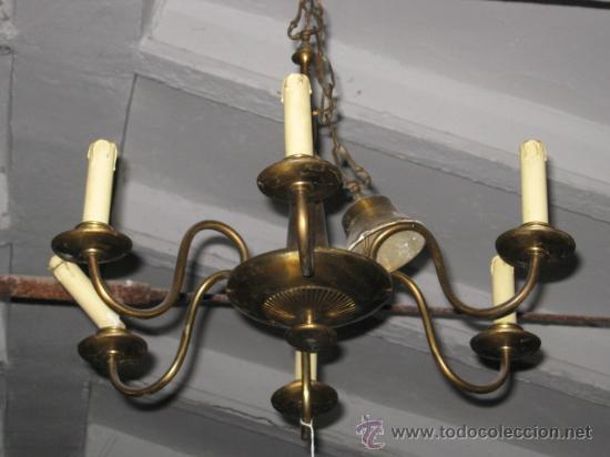 Antig&uuml;edades: Lampara de bronce de seis brazos. - Foto 3