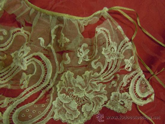 Antig&uuml;edades: CUELLO ANTIGUO DE ENCAJE PARA RESTAURAR - Foto 2