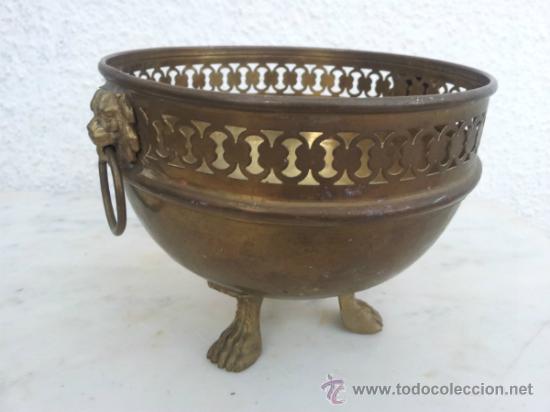 Antig&uuml;edades: Antiguo centro de mesa en cobre - Foto 1