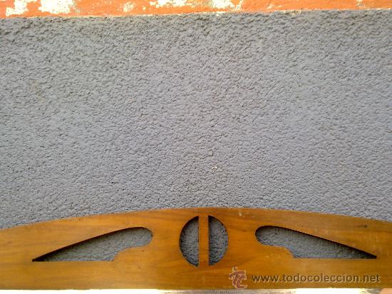 Antig&uuml;edades: antiguo espejo en madera. - Foto 2