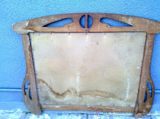 Antig&uuml;edades: antiguo espejo en madera. - Foto 4
