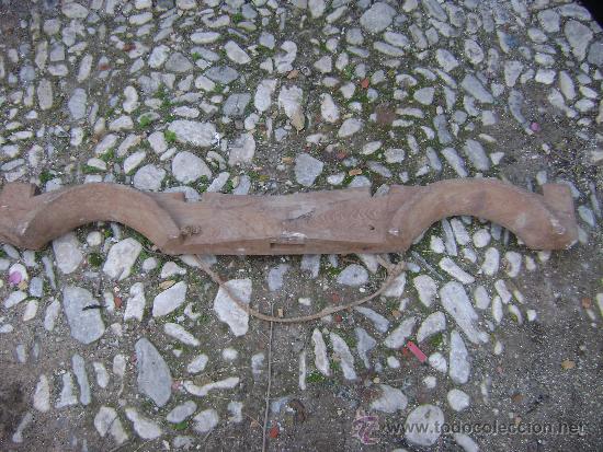 Antig&uuml;edades: Yugo Ubio en madera de encina - Foto 2