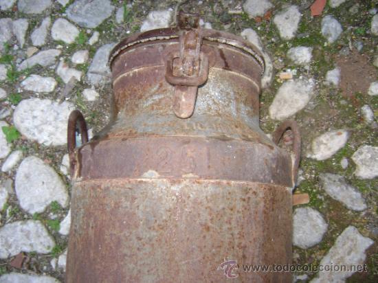Antig&uuml;edades: Lechera de aluminio de 25 litros - Foto 3