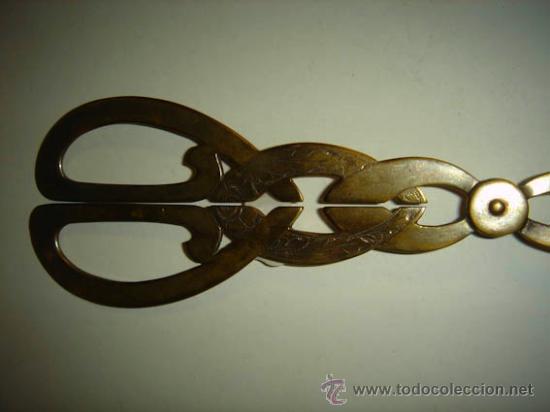 Antig&uuml;edades: Pinzas para servir de alpaca, 21cm de largo. - Foto 3