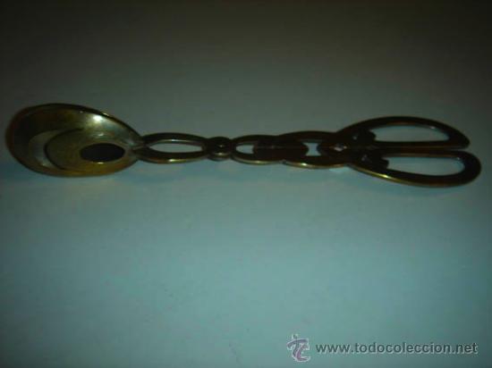 Antig&uuml;edades: Pinzas para servir de alpaca, 21cm de largo. - Foto 5