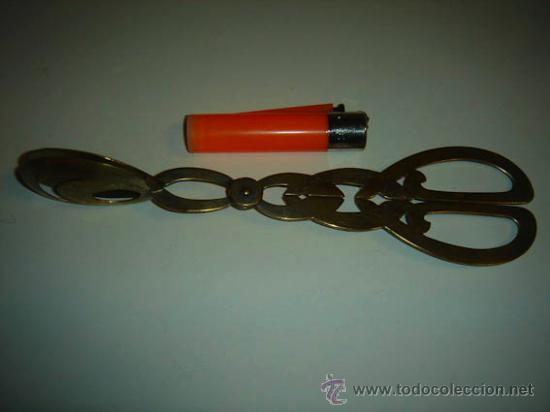 Antig&uuml;edades: Pinzas para servir de alpaca, 21cm de largo. - Foto 2