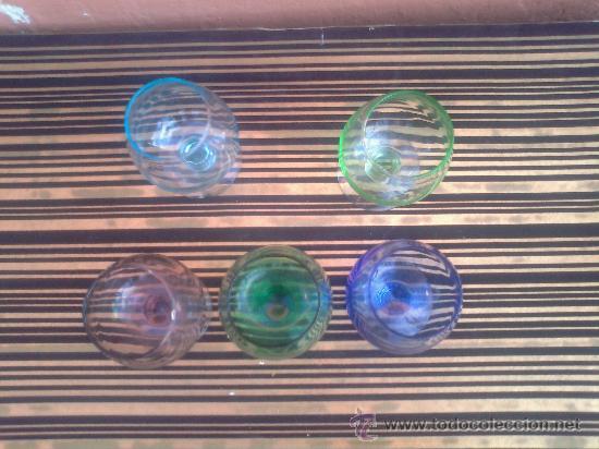 Antig&uuml;edades: antiguas 5 copas de co&ntilde;ac, en colores. - Foto 2
