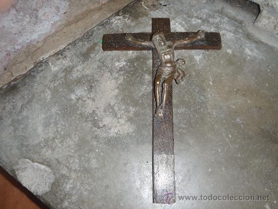 Antig&uuml;edades: CRISTO CRUCIFICADO DE BRONCE S.XVI - Foto 4
