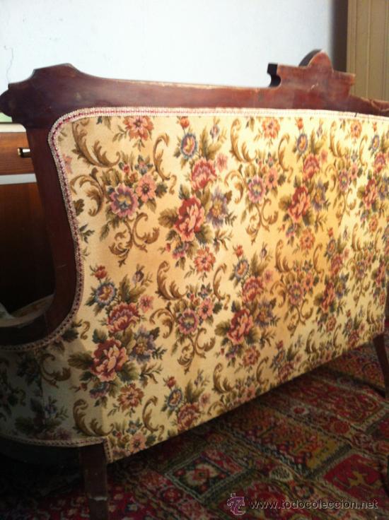 Antig&uuml;edades: SILLON DE CAOBA CON TAPICERIA FLOREADA - Foto 7