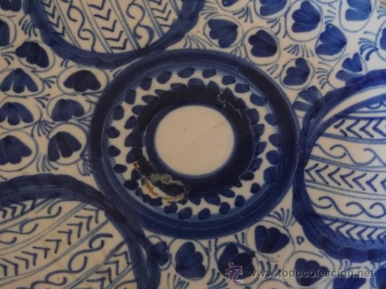 Antig&uuml;edades: GRAN PLATO DE MANISES S. XIX - Foto 1