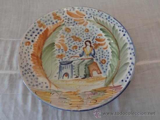 Antig&uuml;edades: PLATO DE CERAMICA DE MANISES - Foto 2