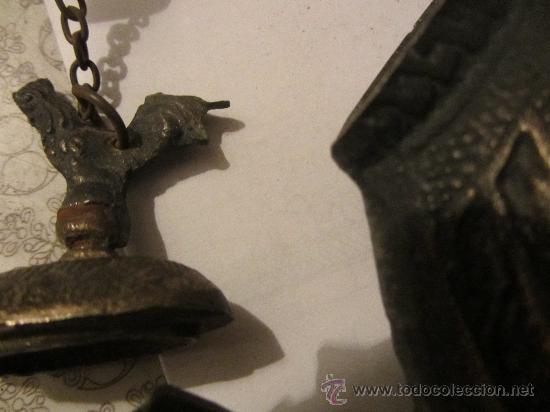 Antig&uuml;edades: esenciero  realizado en bronce repujado. - Foto 5
