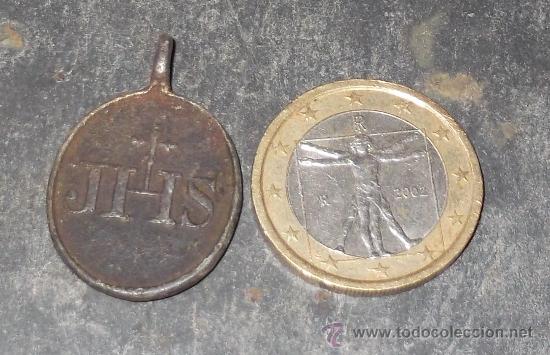 Antig&uuml;edades: Antigua medalla de santa barbara - Foto 2