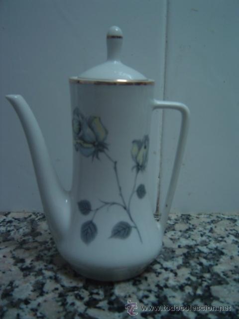 Antig&uuml;edades: CAFETERA DE PORCELANA - Foto 1