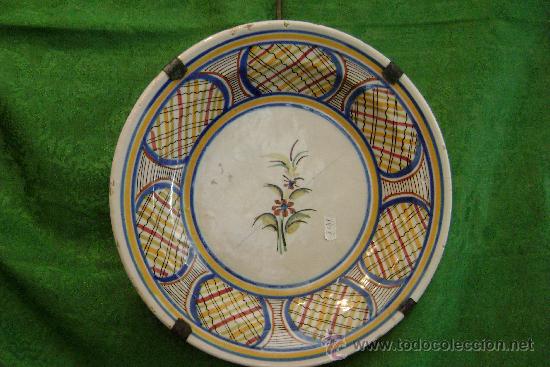 Antig&uuml;edades: PLATO DE MANISES SIGLO XIX - Foto 1