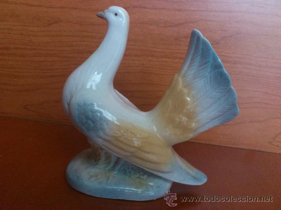 Antig&uuml;edades: Pavo real de porcelana - Foto 1