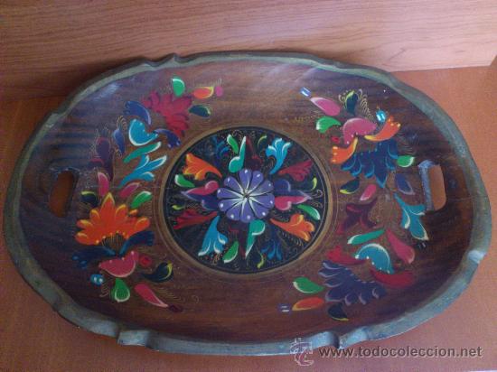 Antig&uuml;edades: Antigua bandeja de madera pintada a mano - Foto 10