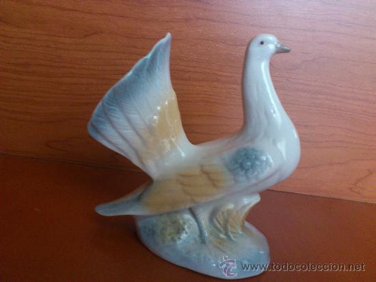 Antig&uuml;edades: Pavo real de porcelana - Foto 6