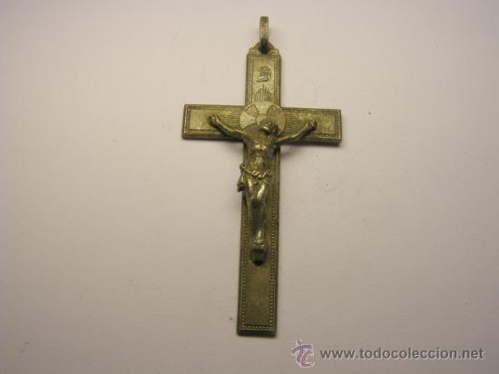 Antig&uuml;edades: Crucifijo de alpaca. - Foto 1
