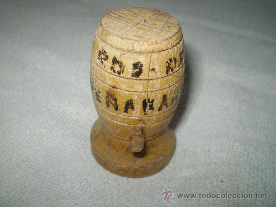 Antig&uuml;edades: SALERO DE MADERA S XX - Foto 1