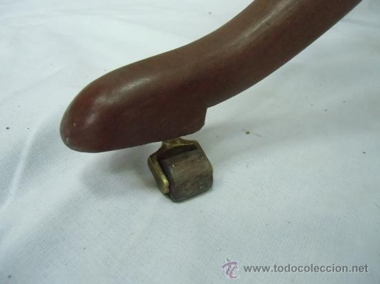 Antig&uuml;edades: bella mesa veladora del siglo xix - Foto 3