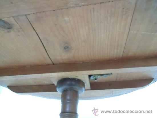 Antig&uuml;edades: bella mesa veladora del siglo xix - Foto 6