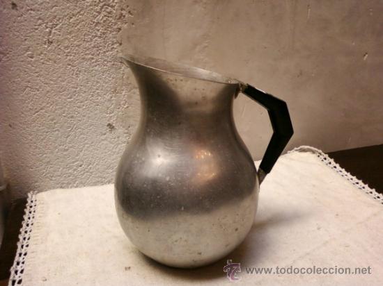 Antig&uuml;edades: JARRA DE ALUMINIO. MARCA FADA - Foto 1