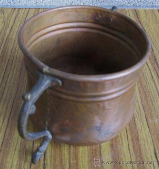 Antig&uuml;edades: RECIPIENTE .. De cobre y asas de bronce - lat&oacute;n - Foto 2