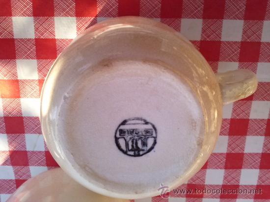 Antig&uuml;edades: dos antiguas tazas de cafe. - Foto 4