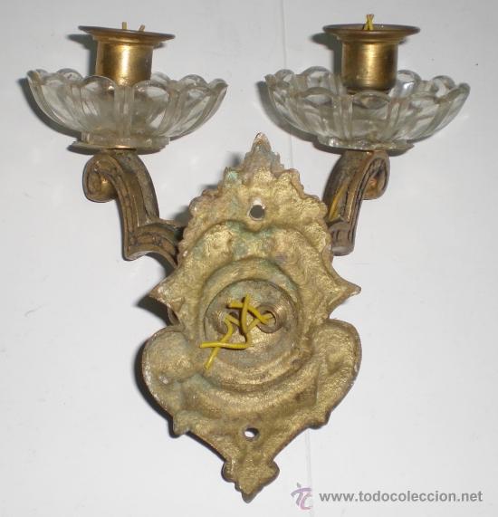 Antig&uuml;edades: Antiguo aplique de bronce. - Foto 3