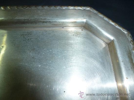 Antig&uuml;edades: antigua bandeja de metal - Foto 10