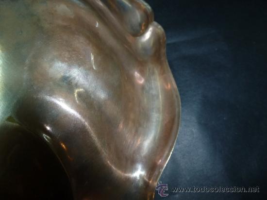 Antig&uuml;edades: antigua bandeja de metal - Foto 2