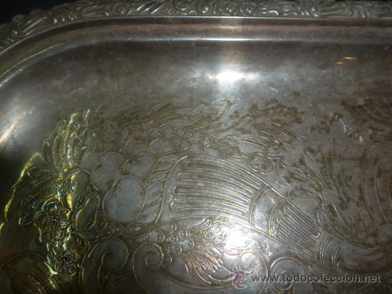 Antig&uuml;edades: antigua bandeja de metal - Foto 14