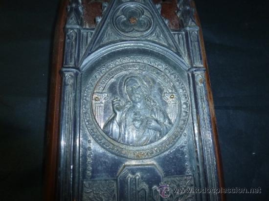 Antig&uuml;edades: sagrado corazon en metal - Foto 3