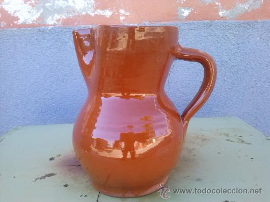 Antig&uuml;edades: jarra de barro para el vino. - Foto 1