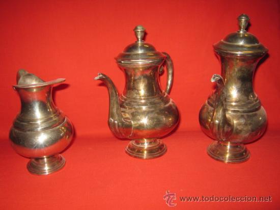 Antig&uuml;edades: Cafetera y tetera de alpaca de bonitas formas. - Foto 2