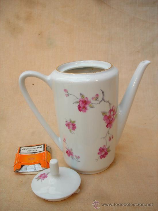 Antig&uuml;edades: CAFETERA EN PORCELANA KAHLA - Foto 2