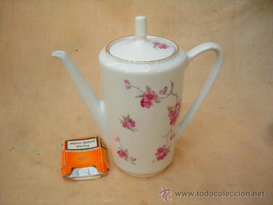 Antig&uuml;edades: CAFETERA EN PORCELANA KAHLA - Foto 3