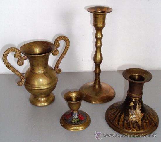 Antig&uuml;edades: bronce portavelas, jarrita con asas - Foto 1