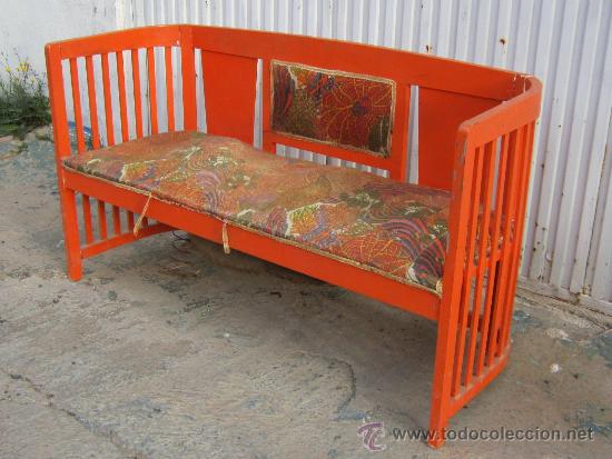 Antig&uuml;edades: SOFA EN MADERA - Foto 4