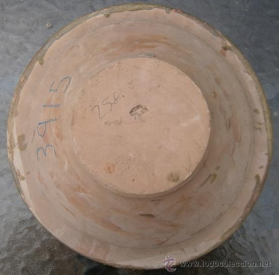 Antig&uuml;edades: Lebrillo de 29 cms. de di&aacute;metro y 9 cms. de alto - Foto 2