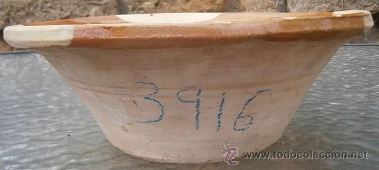 Antig&uuml;edades: Lebrillo de 29 cms. de di&aacute;metro y 10,5 cms. de alto - Foto 2