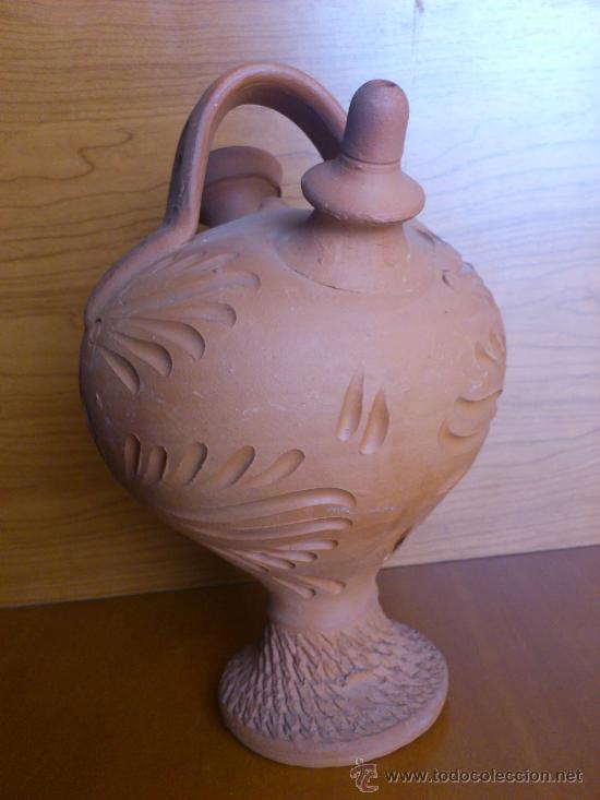 Antig&uuml;edades: Antiguo botijo en terracota . - Foto 3
